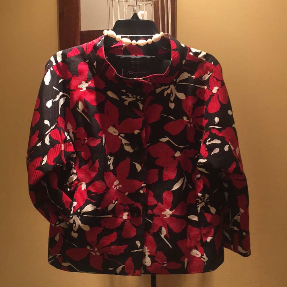 Anne Klein Poppy Flower Funnel Neck top 3/4 Blazer